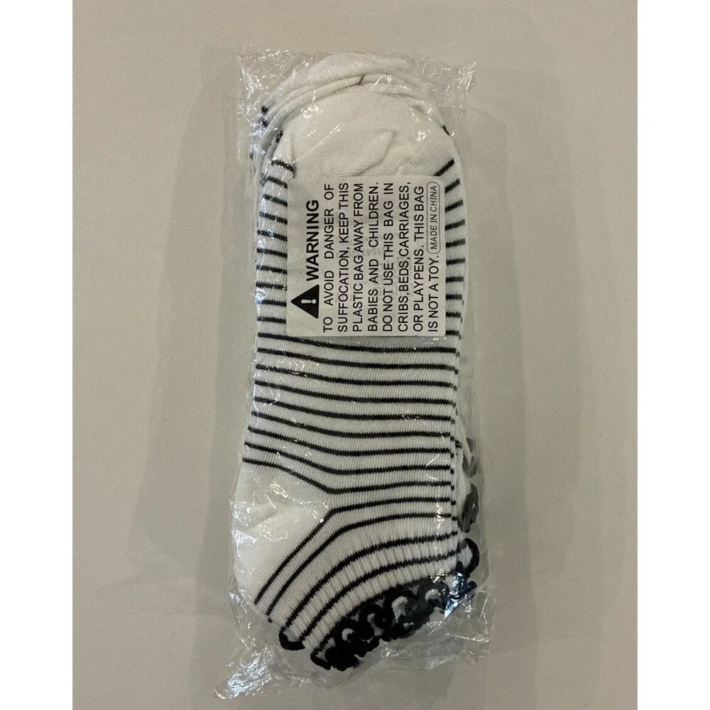 Black & White chunfo womens